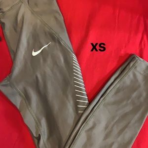 Nike leggings